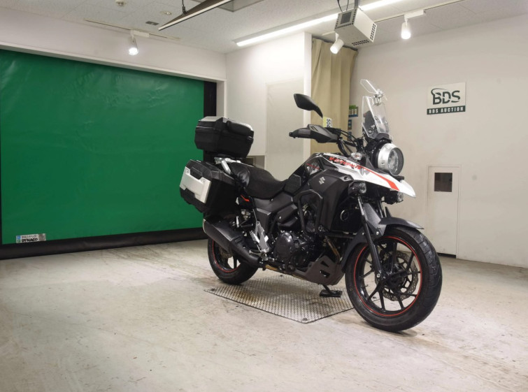 Мотоцикл Suzuki V-STROM DL250 з пробігом 20644 km