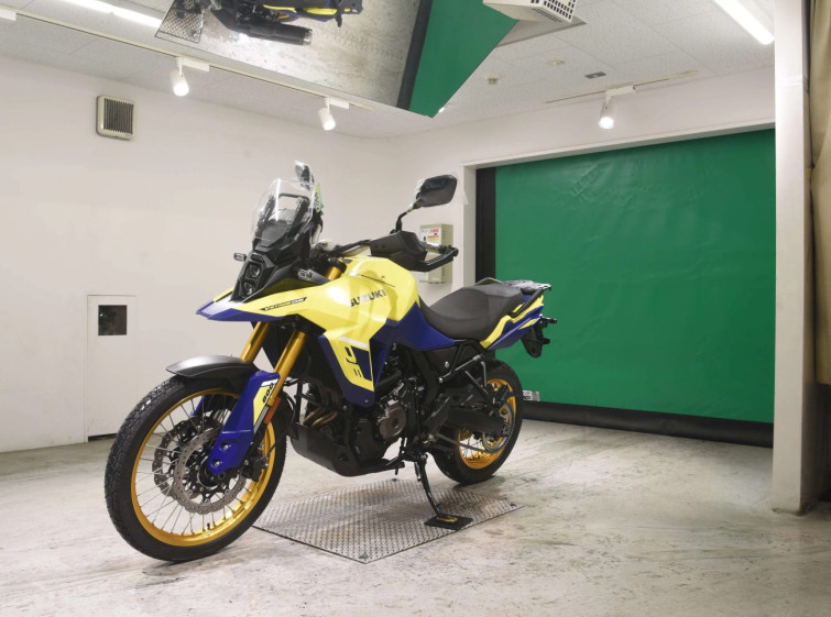 Мотоцикл Suzuki VSTROME 800DE с пробегом 13751 km