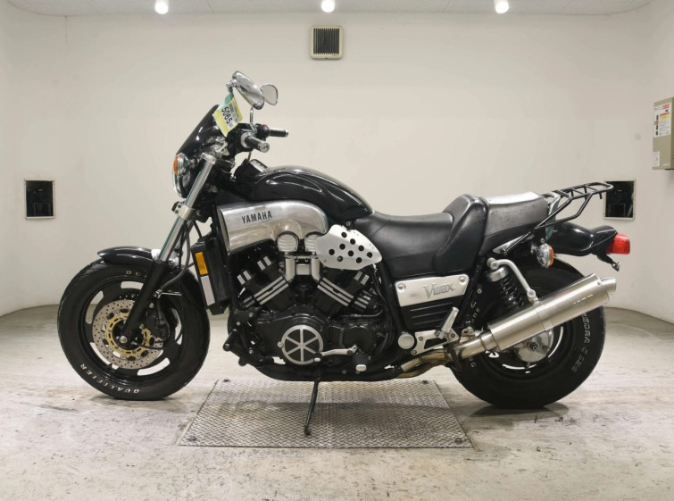Мотоцикл Yamaha V-MAX1200 с пробегом 24457 km