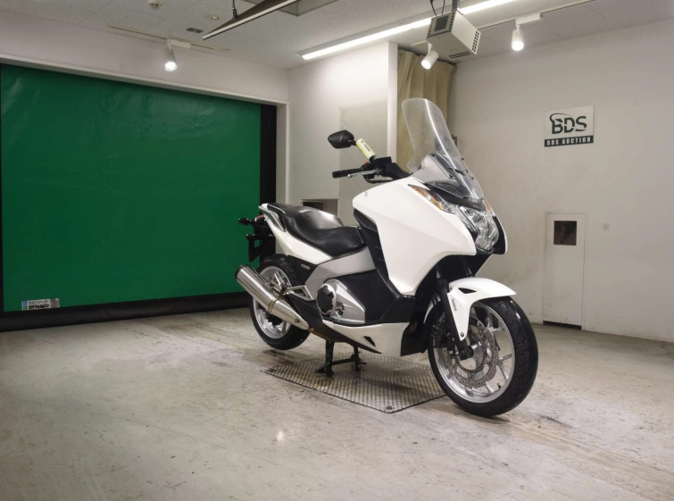 Мотоцикл Honda NC700 INTEGRA з пробігом 24025 km
