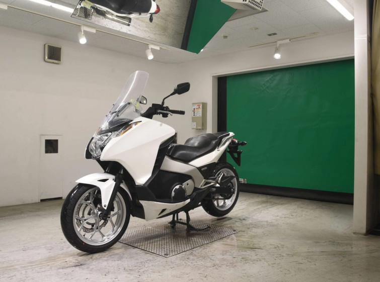Мотоцикл Honda NC700 INTEGRA з пробігом 24025 km