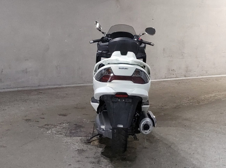Мотоцикл Suzuki SKYWAVE 250S с пробегом 23217 km