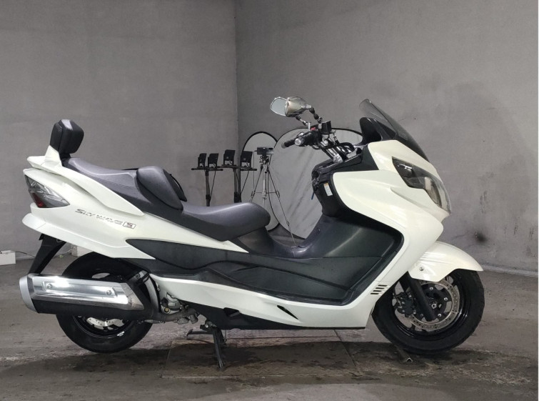 Мотоцикл Suzuki SKYWAVE 250S с пробегом 23217 km