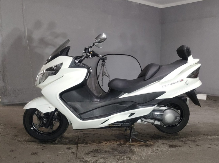 Мотоцикл Suzuki SKYWAVE 250S с пробегом 23217 km