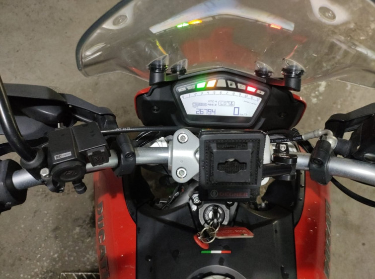 Мотоцикл Ducati HYPERSTRADA з пробігом 26794 km