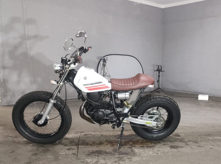 Мотоцикл Yamaha TW200 з пробігом 1398 km