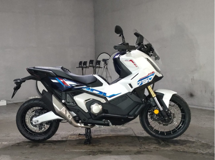 Мотоцикл Honda X-ADV750 з пробігом 11 km