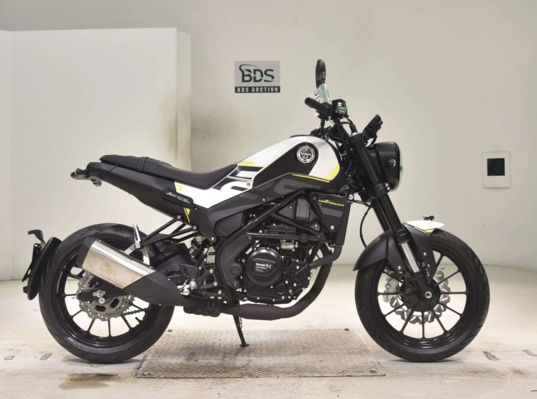 Мотоцикл Benelli LEONCINO 250