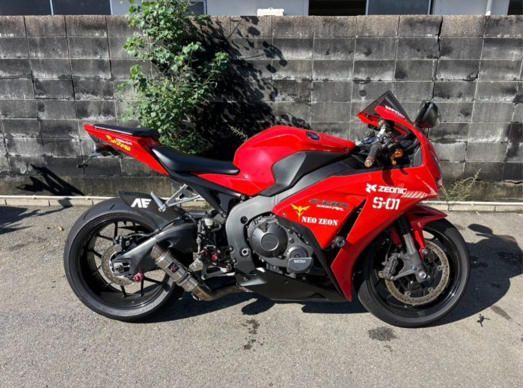 Мотоцикл Honda CBR1000RR с пробегом 40126 km