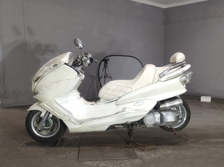 Мотоцикл Yamaha MAJESTY250 с пробегом 31462 km