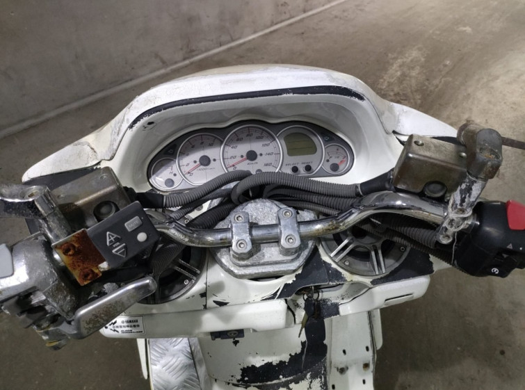Мотоцикл Yamaha MAJESTY250 с пробегом 31462 km