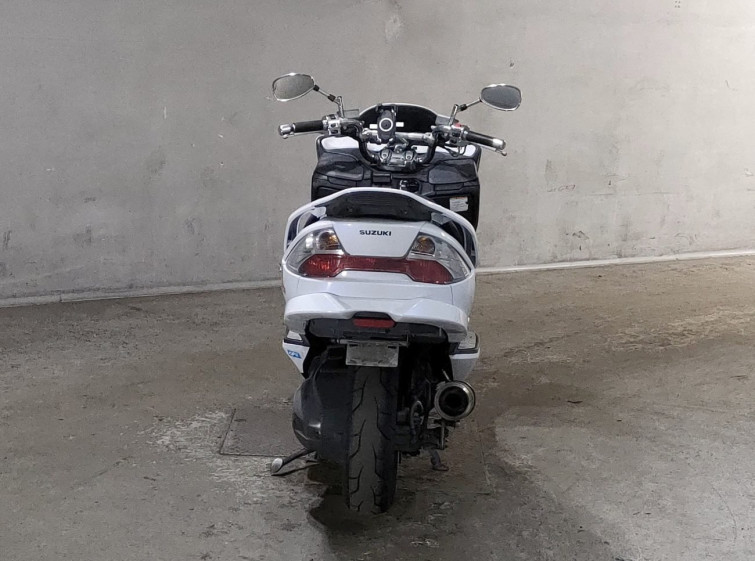 Мотоцикл Suzuki SKYWEAVE 250SS