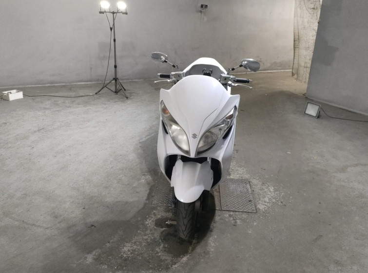 Мотоцикл Suzuki SKYWEAVE 250SS