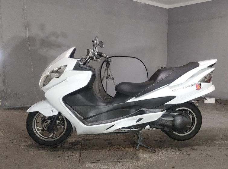 Мотоцикл Suzuki SKYWEAVE 250SS