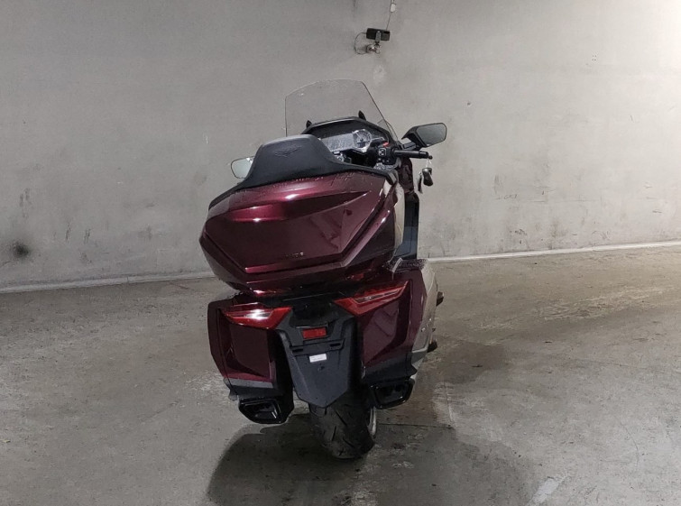 Мотоцикл Honda GL1800 TOUR D с пробегом 381 km