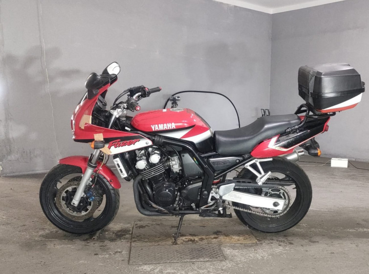 Мотоцикл Yamaha FZS600 FAZER с пробегом 101797 km