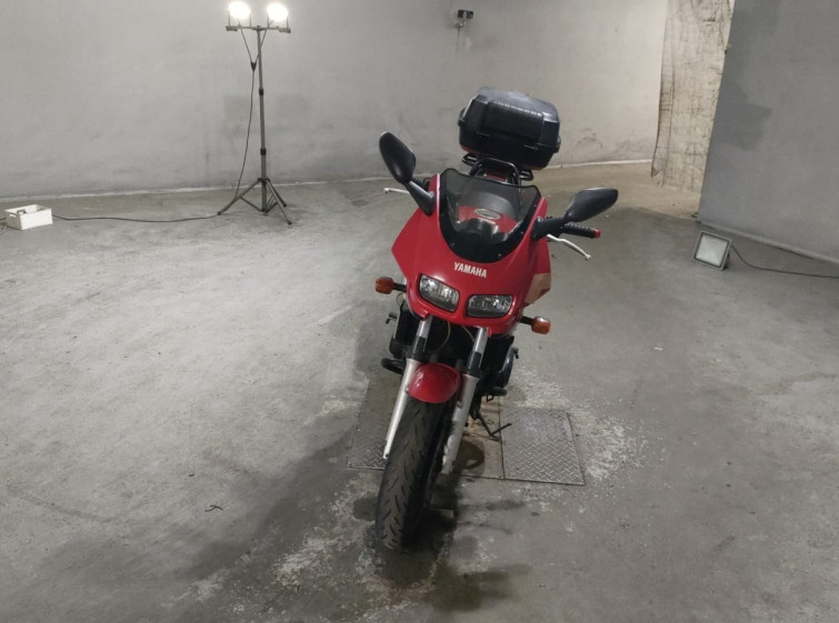 Мотоцикл Yamaha FZS600 FAZER с пробегом 101797 km