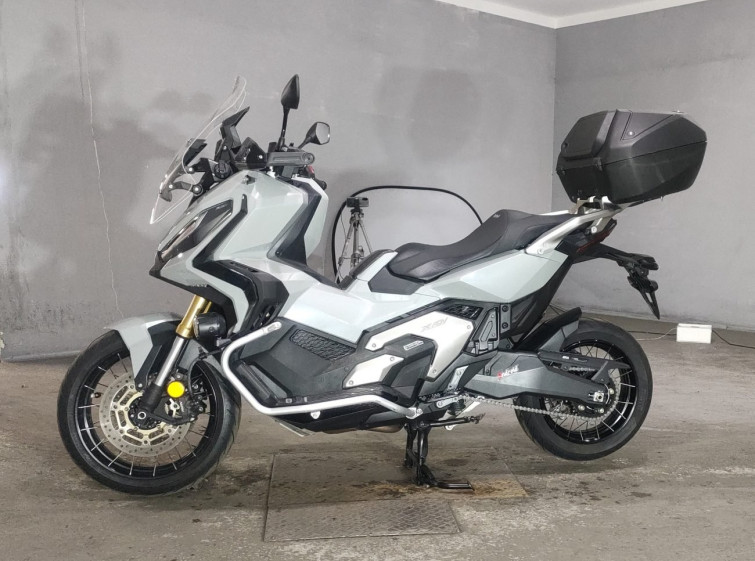 Мотоцикл Honda X-ADV750 с пробегом 2777 km