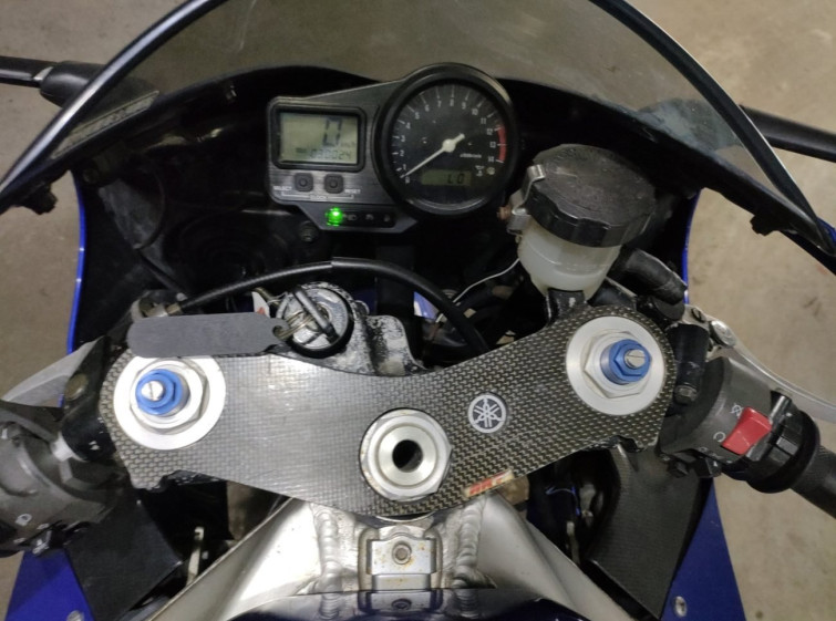 Мотоцикл Yamaha YZF-R1 с пробегом 30024 km