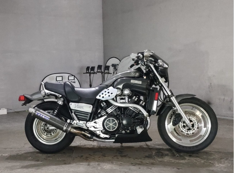 Мотоцикл Yamaha V-MAX1200 с пробегом 33904 km