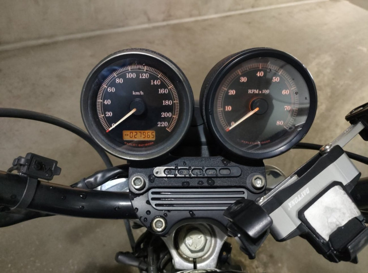 Мотоцикл HD SPORTSTER XL883R с пробегом 27965 km