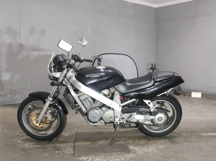 Мотоцикл Honda BROSS 650 з пробігом 22587 km