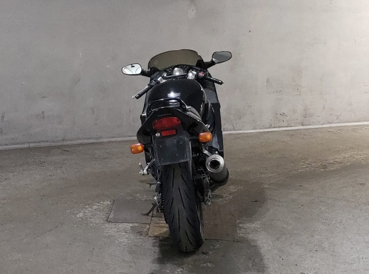 Мотоцикл Honda CBR1100XX BLACKBIRD с пробегом 28858 km
