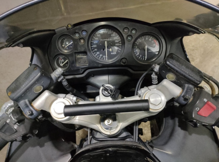 Мотоцикл Honda CBR1100XX BLACKBIRD с пробегом 28858 km
