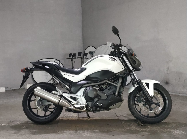 Мотоцикл Honda NC700SD с пробегом 5475 km