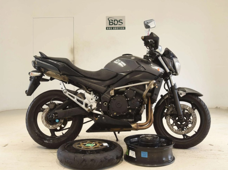 Мотоцикл Suzuki GSR400 с пробегом 52814 km