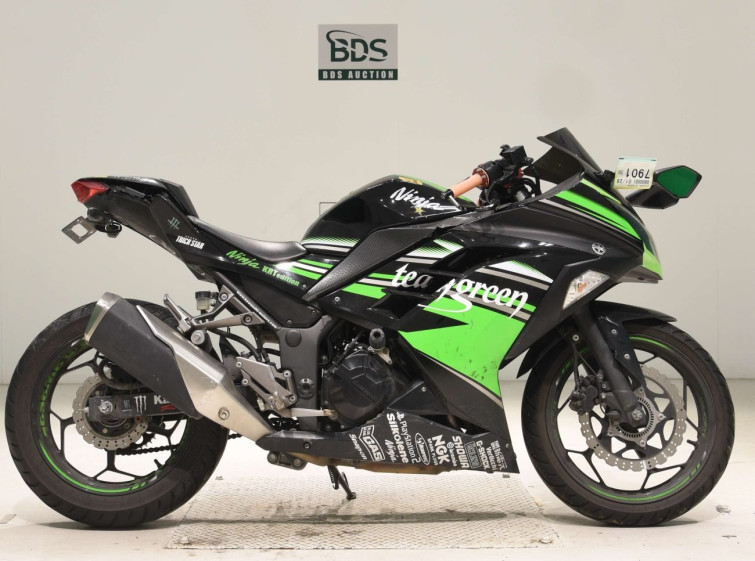 Мотоцикл Kawasaki NINJA250 з пробігом 5965 km