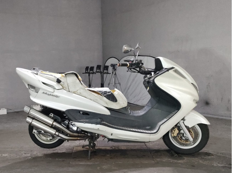 Мотоцикл Yamaha MAJESTY250 с пробегом 37506 km