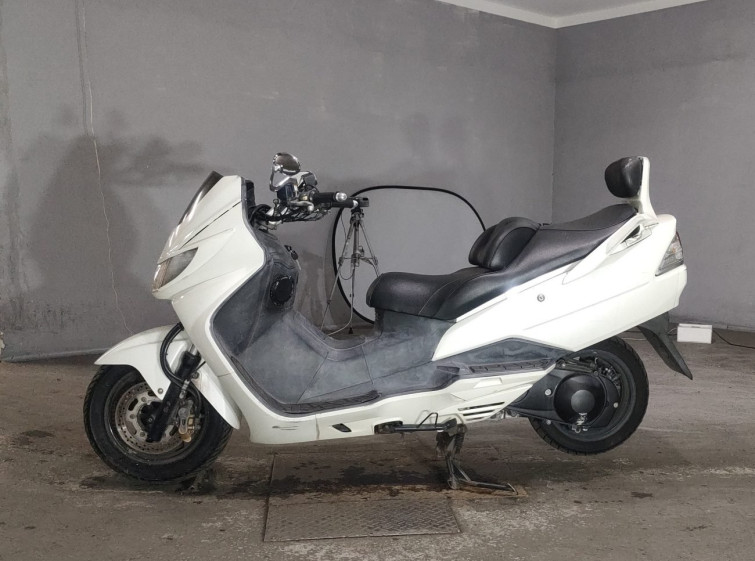 Мотоцикл Suzuki SKYWAVE 250 с пробегом 28966 km