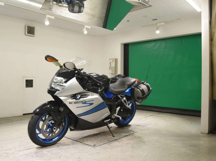 Мотоцикл BMW K1200S з пробігом 116158 km