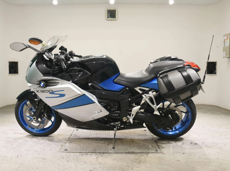 Мотоцикл BMW K1200S з пробігом 116158 km