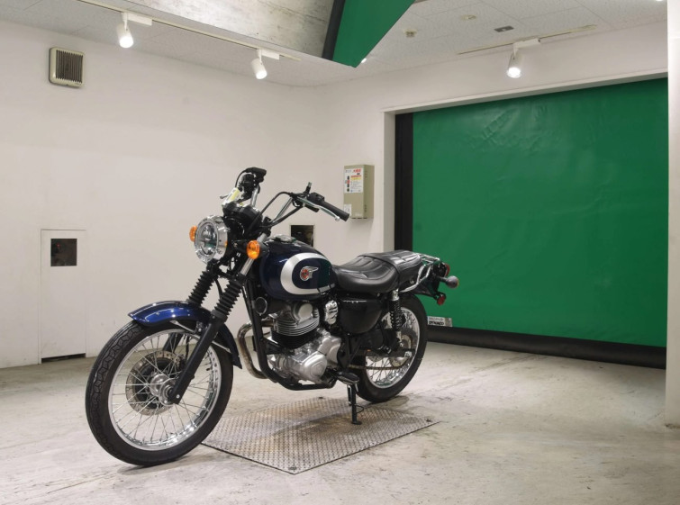 Мотоцикл Kawasaki W230 с пробегом 2766 km