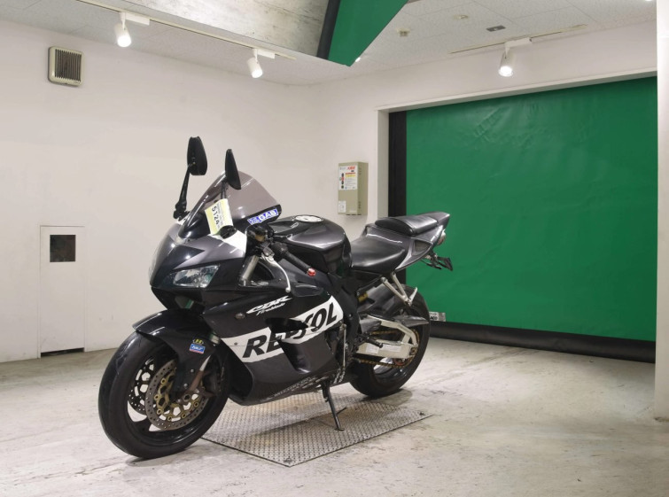 Мотоцикл Honda CBR1000RR с пробегом 65662 km