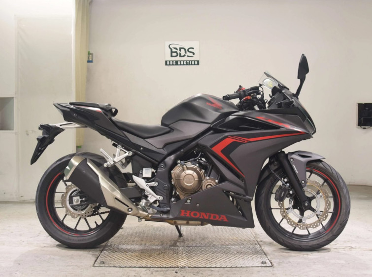 Мотоцикл Honda CBR400R з пробігом 2802 km
