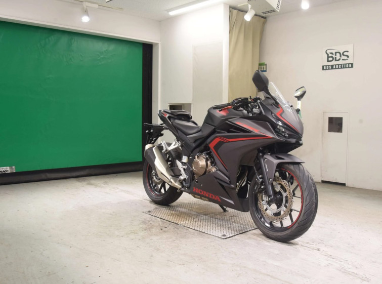 Мотоцикл Honda CBR400R з пробігом 2802 km