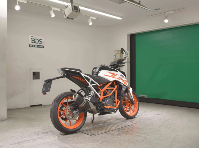Мотоцикл KTM 390 DUKE з пробігом 10335 km