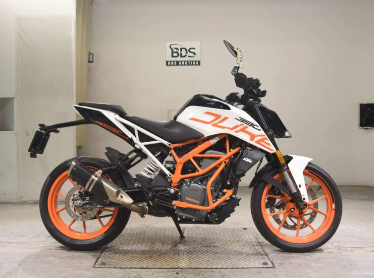 Мотоцикл KTM 390 DUKE з пробігом 10335 km