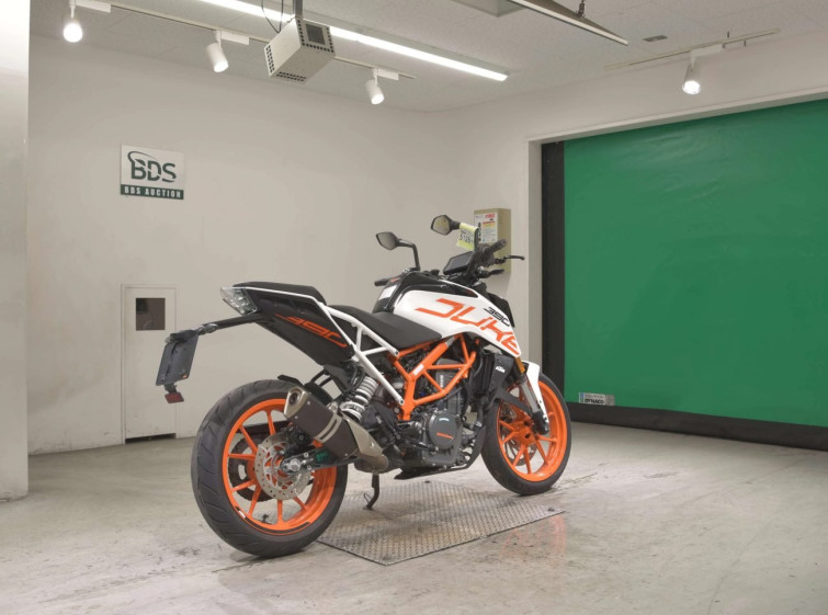 Мотоцикл KTM 390 DUKE з пробігом 12548 km