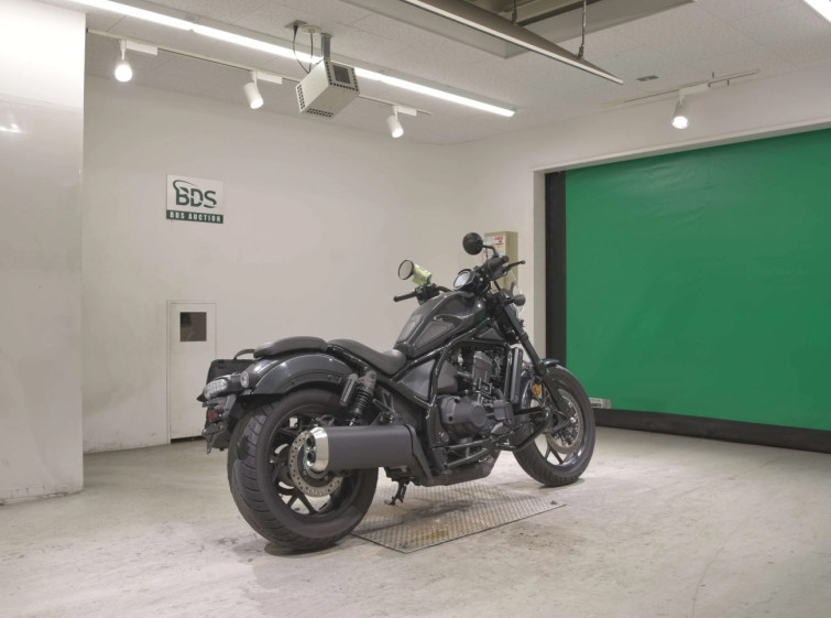 Мотоцикл Honda REBEL CMX1100DCT с пробегом 9721 km