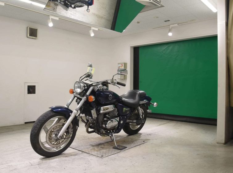 Мотоцикл Honda MAGNA250 з пробігом 34410 km