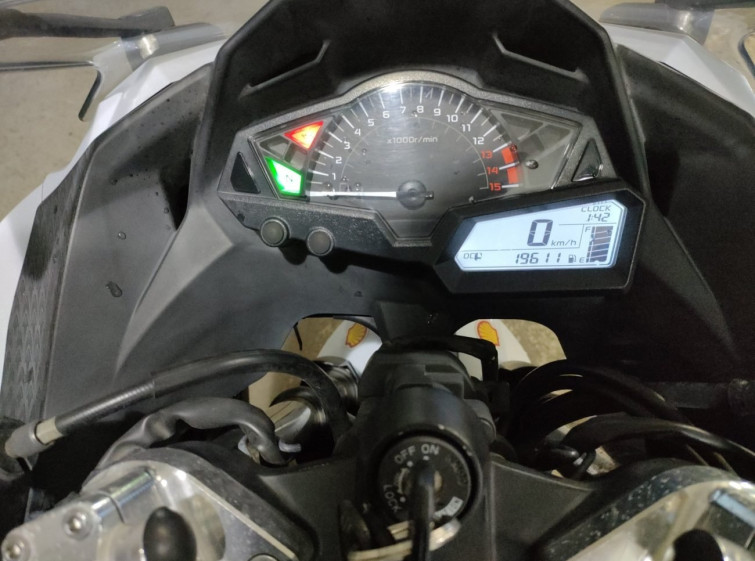 Мотоцикл Kawasaki NINJA250 с пробегом 19611 km