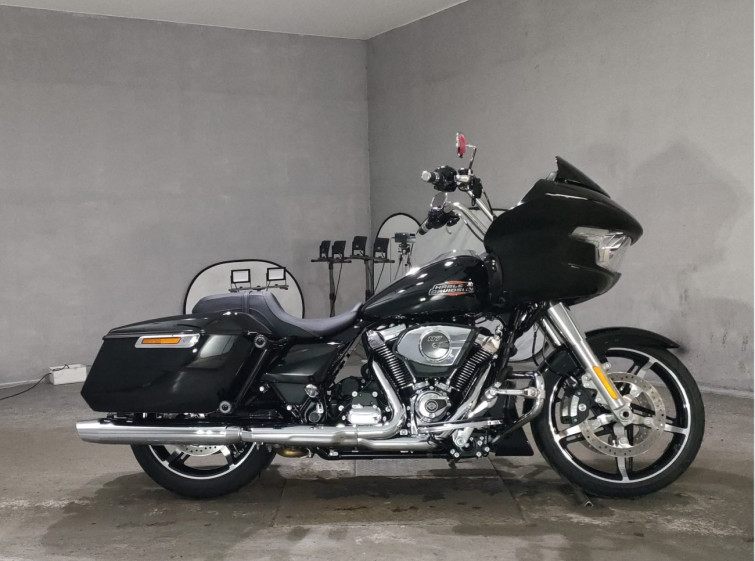 Мотоцикл HD ROAD GLIDE FLTRX с пробегом 665 km