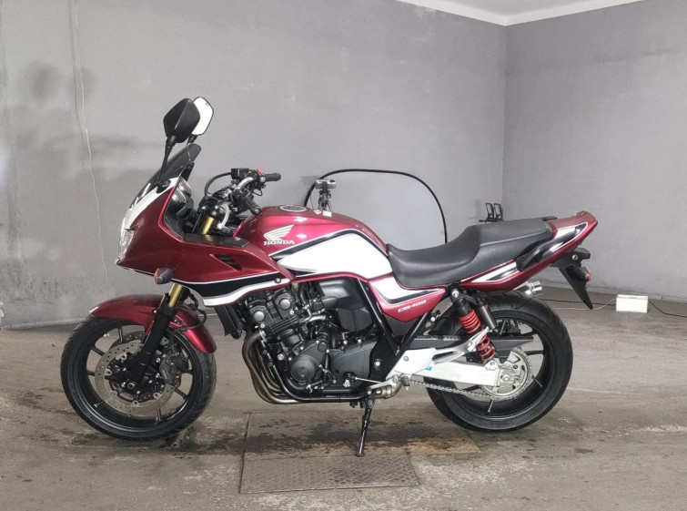 Мотоцикл Honda CB400SF BOLDOR с пробегом 3853 km