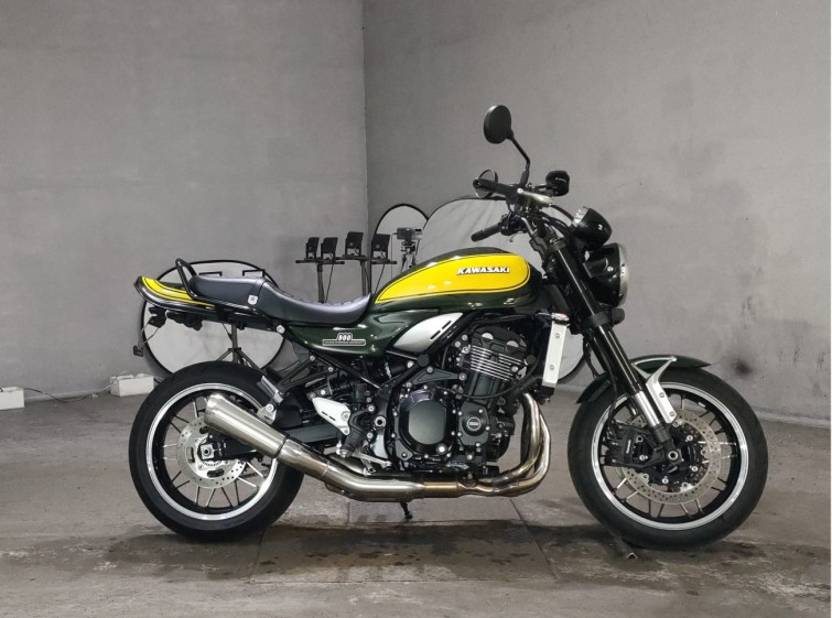Мотоцикл Kawasaki Z900RS с пробегом 2793 km