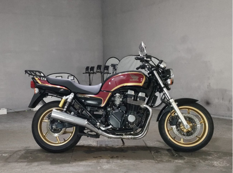 Мотоцикл Honda CB750 з пробігом 19057 km