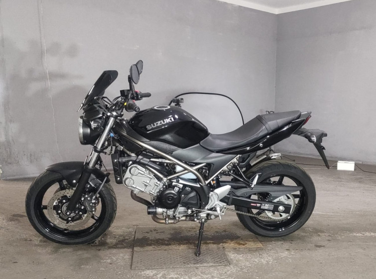 Мотоцикл Suzuki SV650 з пробігом 3288 km